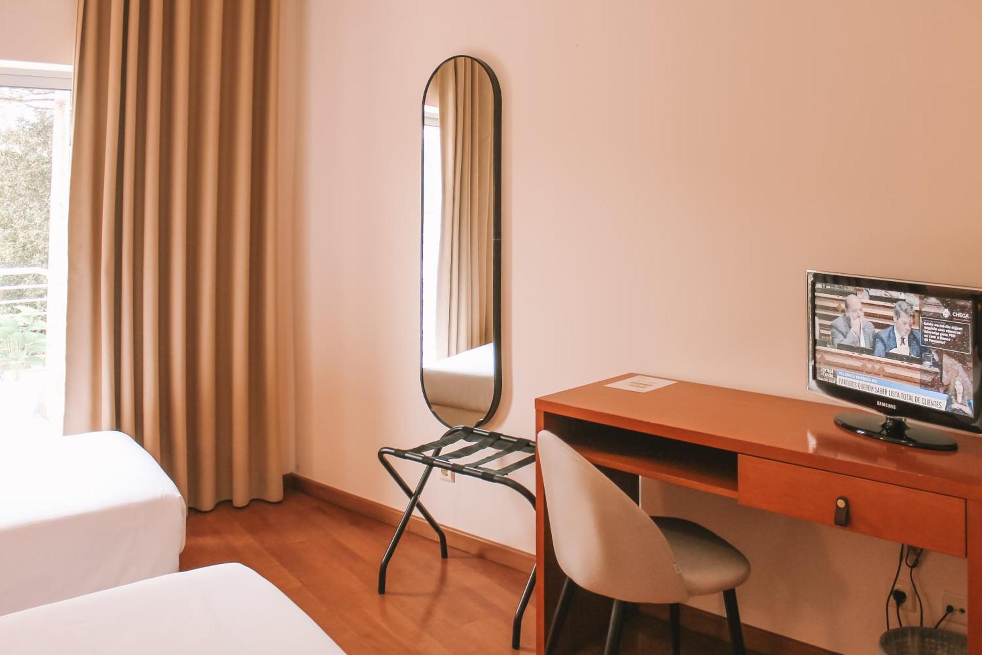 Vitoria Hotel Fatima Bagian luar foto